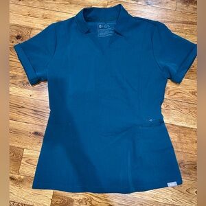 Figs scrubs top Caribbean blue NWOT